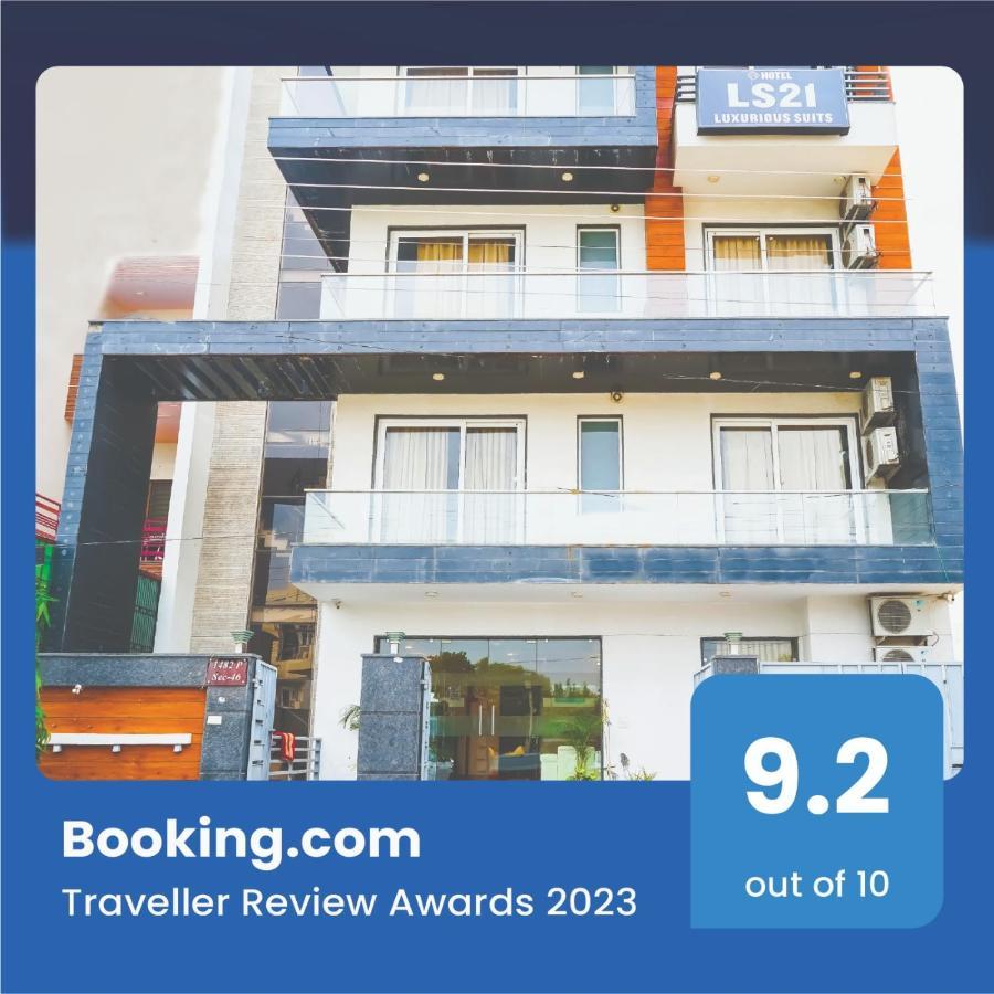 Hotel Ls 21 Badshahpur Exterior foto